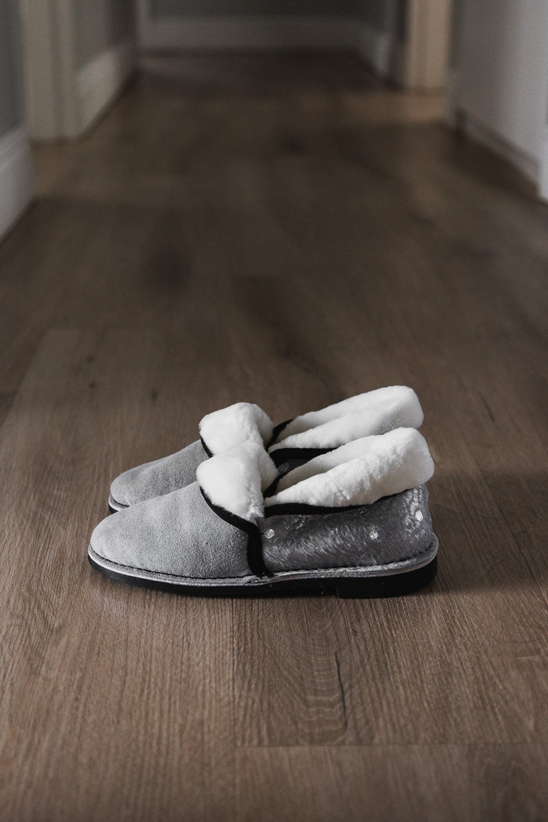 Ladies Brown Sheepskin Slippers | Genuine Sheepskin Comfort – FATFRANK