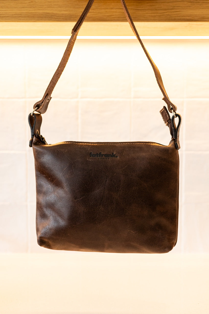 LARGE SQUARE SLING HANDBAG BROWN