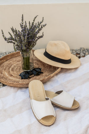 Vamp Sandal White