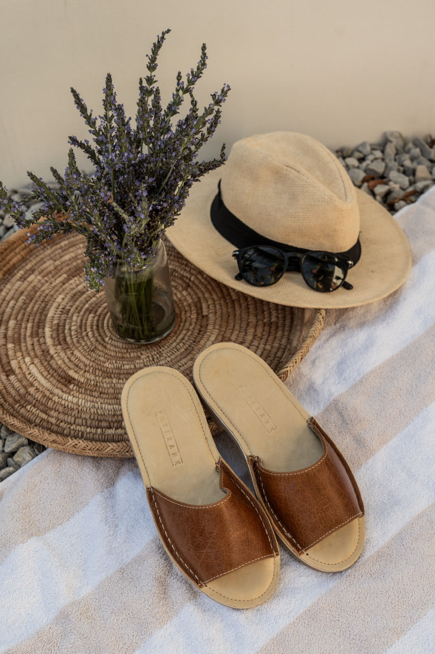 Vamp Sandal Toffee