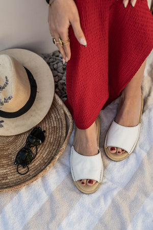 Vamp Sandal White