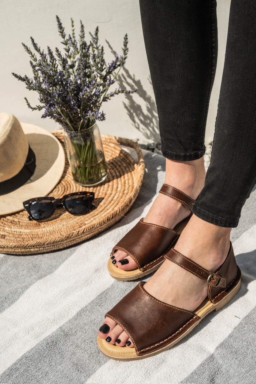 Vamp Strap Sandal Brown