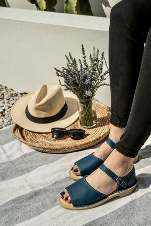 Vamp Strap Sandal Ocean