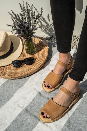 Vamp Strap Sandal Cinnamon