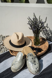 Vamp Closed Sandal Nguni